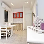 Beniamino Apartment